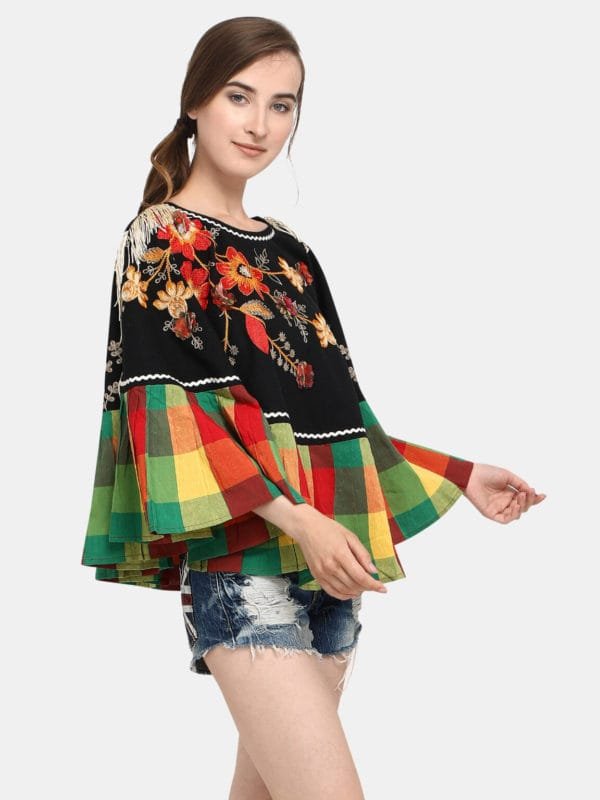 Black one side brotch checks frilled poncho